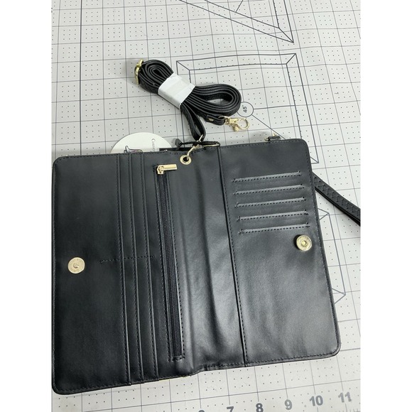 Alba Crossbody Purse- Vinyl with Good 19 Inch Strap- Pre-owned - Picture 4 of 7